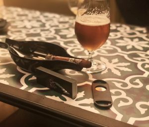 Read more about the article Cigar Pairing: Montecristo Open Regata with Alhambra Especial