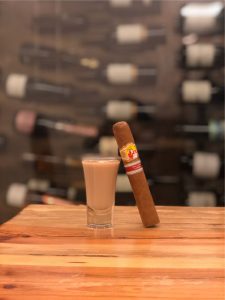 Read more about the article Cigar Pairing: La Gloria Cubana Paraiso 2014 and Baileys