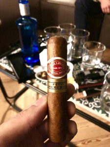 Read more about the article Cigar Pairings | Romeo y Julieta Petit Churchill and Mojito